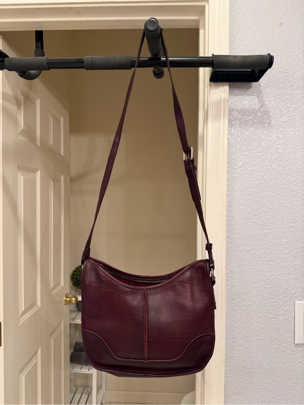 Frye Leather Cara Saddle Crossbody in Burgundy